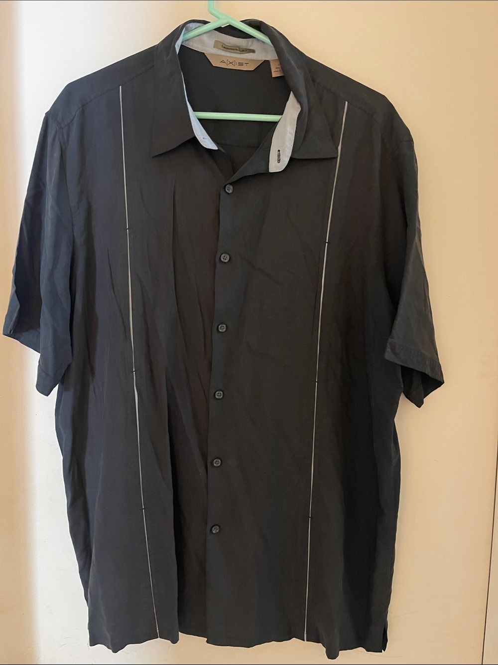 Axist Black Short-Sleeve Button Down Shirt with Subtle Pinstripes 100% Silk